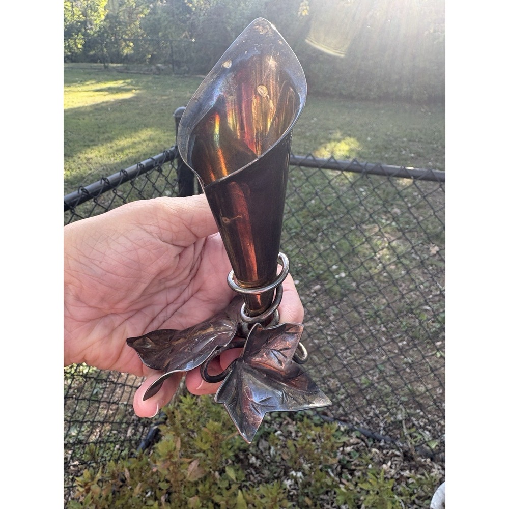 Antique Patinaed Silvertone Calla Lily Bud Vase/Candle Holder With Leaf Base